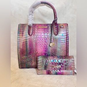 BRAHMIN CAROLINE MAGICAL MELBOURNE AND CORDELIA WALLET SET